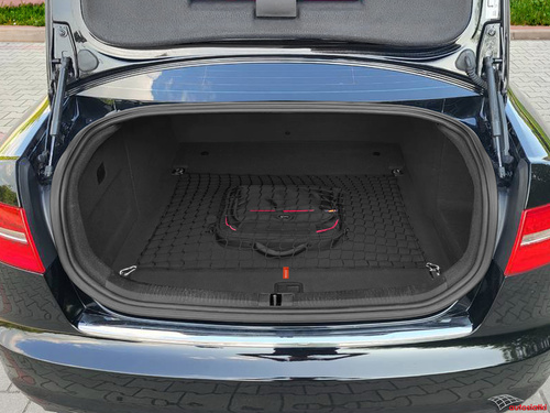 Siatka do bagażnika Audi A6 C6 sedan