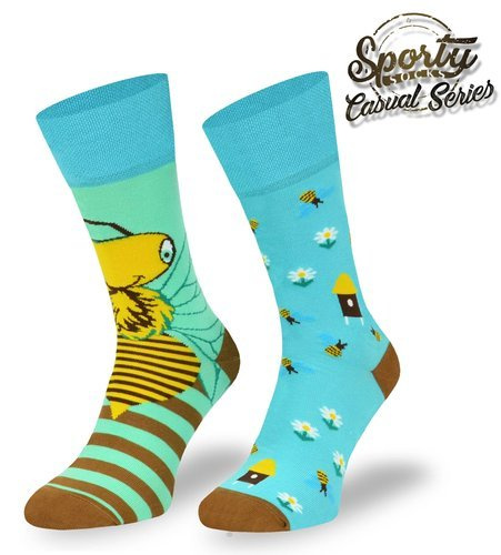 Kolorowe skarpetki – Wesoła Pszczoła