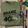 Wędkarska koszulka bawełniana T-shirt z dużym nadrukiem STWORZONY DO WĘDKOWANIA