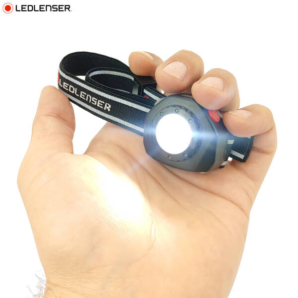 Latarka Ledlenser Cliplight CU2R